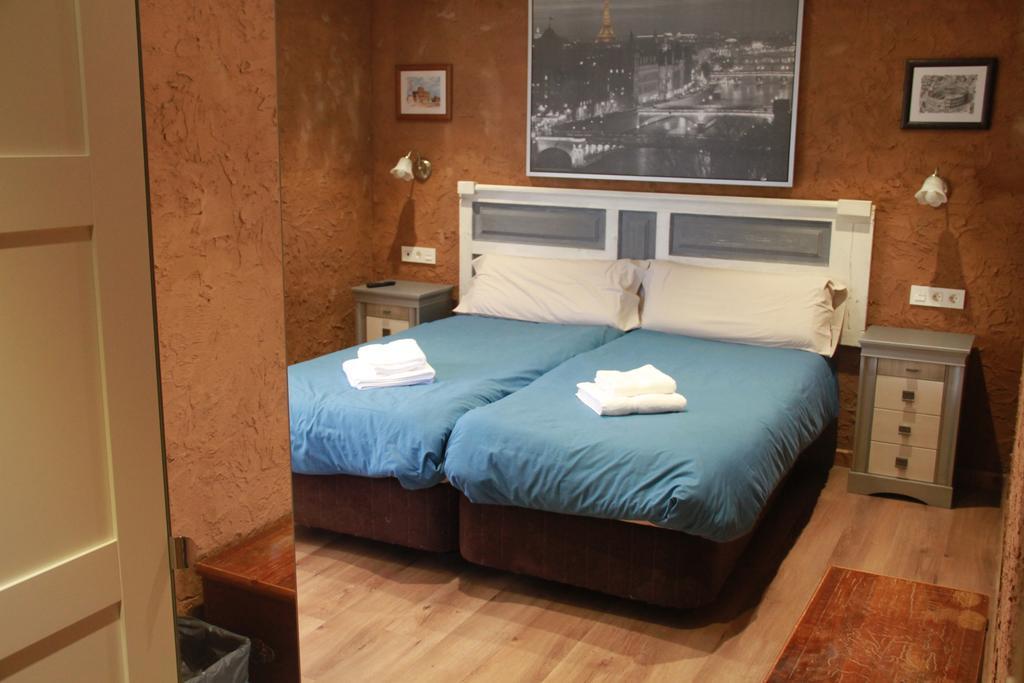 El Trasgu De Foncebadon Hotel Ngoại thất bức ảnh