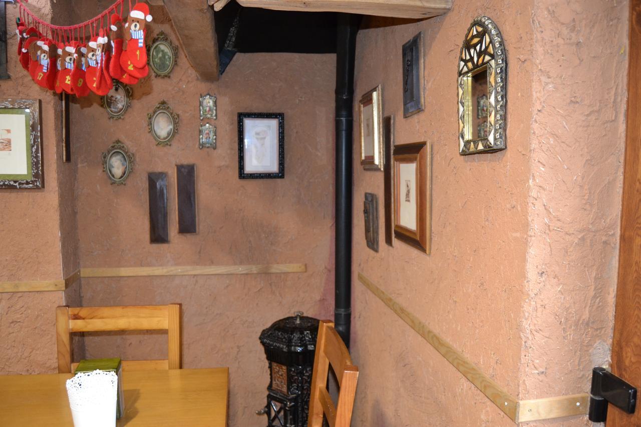 El Trasgu De Foncebadon Hotel Ngoại thất bức ảnh