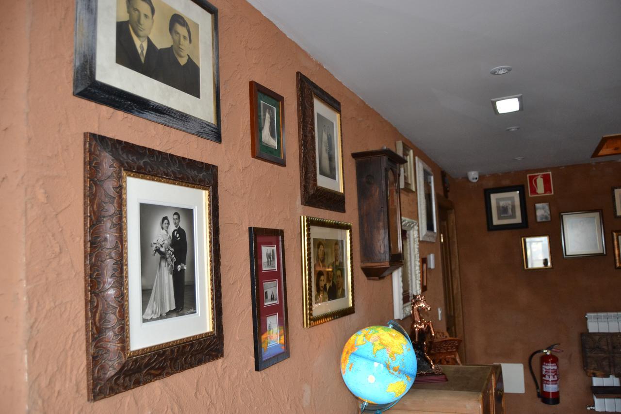 El Trasgu De Foncebadon Hotel Ngoại thất bức ảnh
